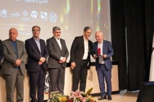 تقدیر از کارگزاری مفید در دومین رویداد مالی امید